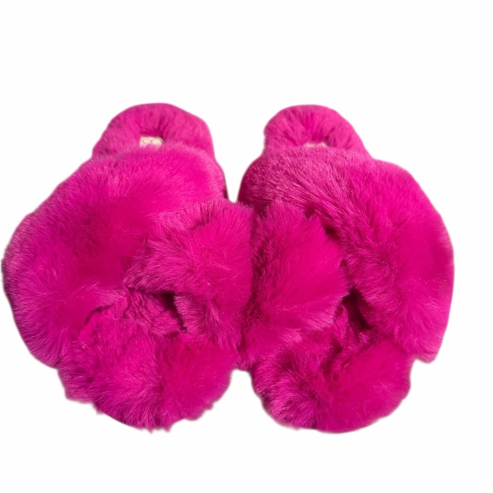 Jessica Simpson Fuzzy Pink Fur Criss Cross House Slippers with hard bottom Size
